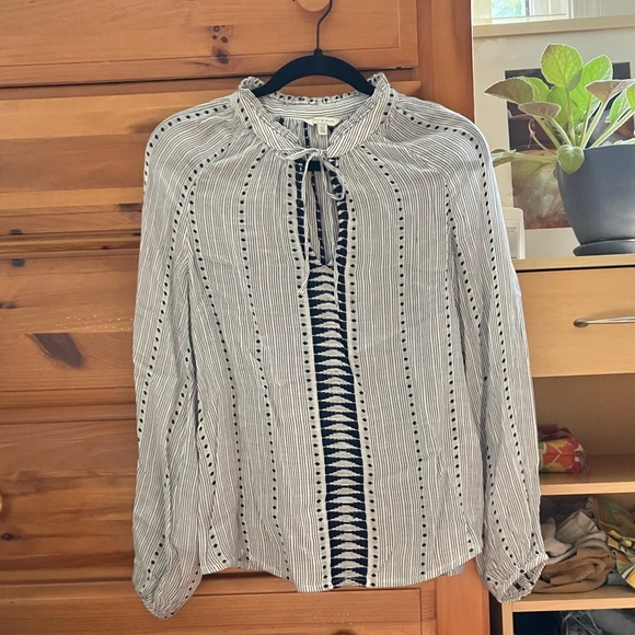 Striped linen blouse - Picture 2 of 4